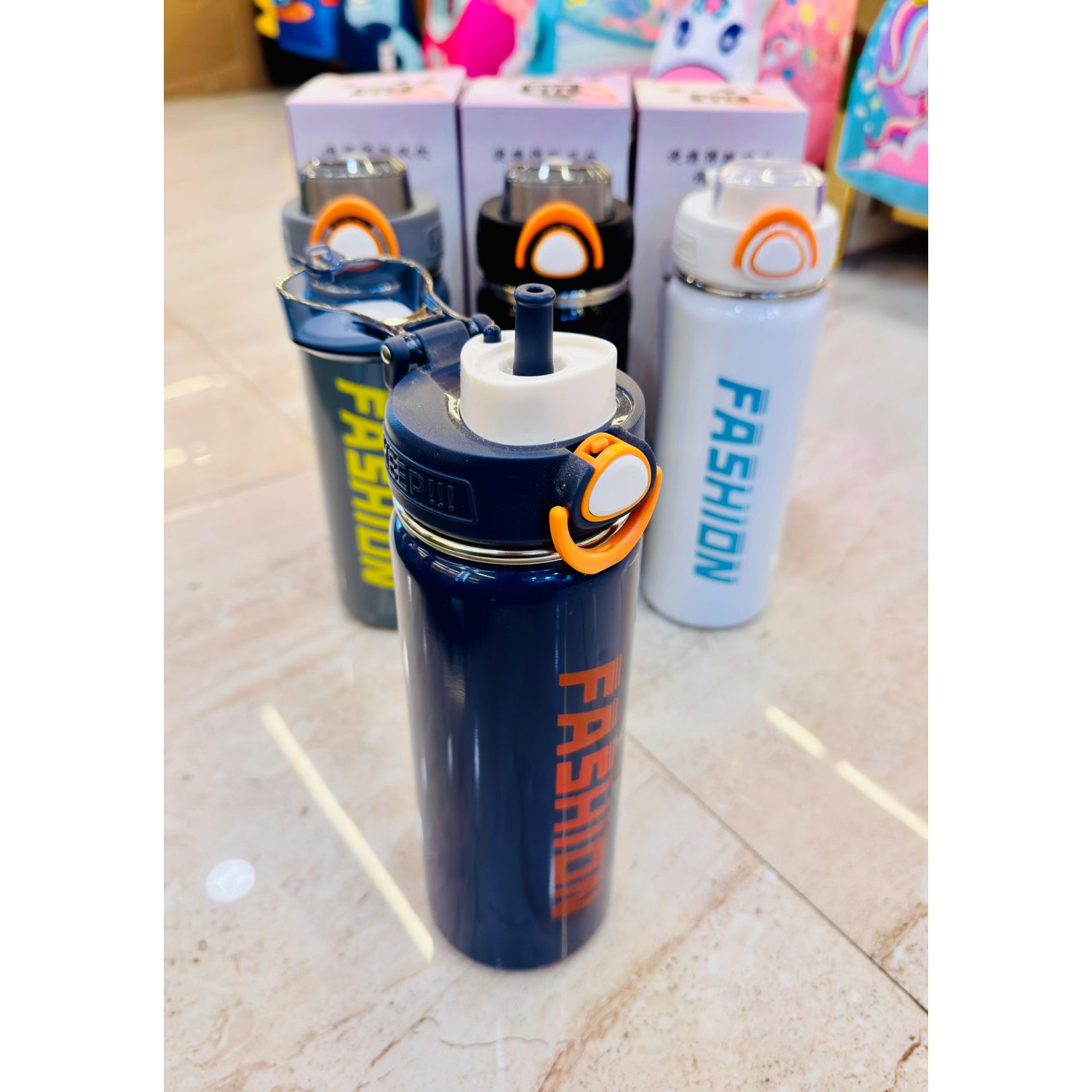 Keenbey Fashion Insulated Stainless Steel Bottle – 680ml Steel Sipper Bottle with Straw | Hot & Cold Temperature Bottle